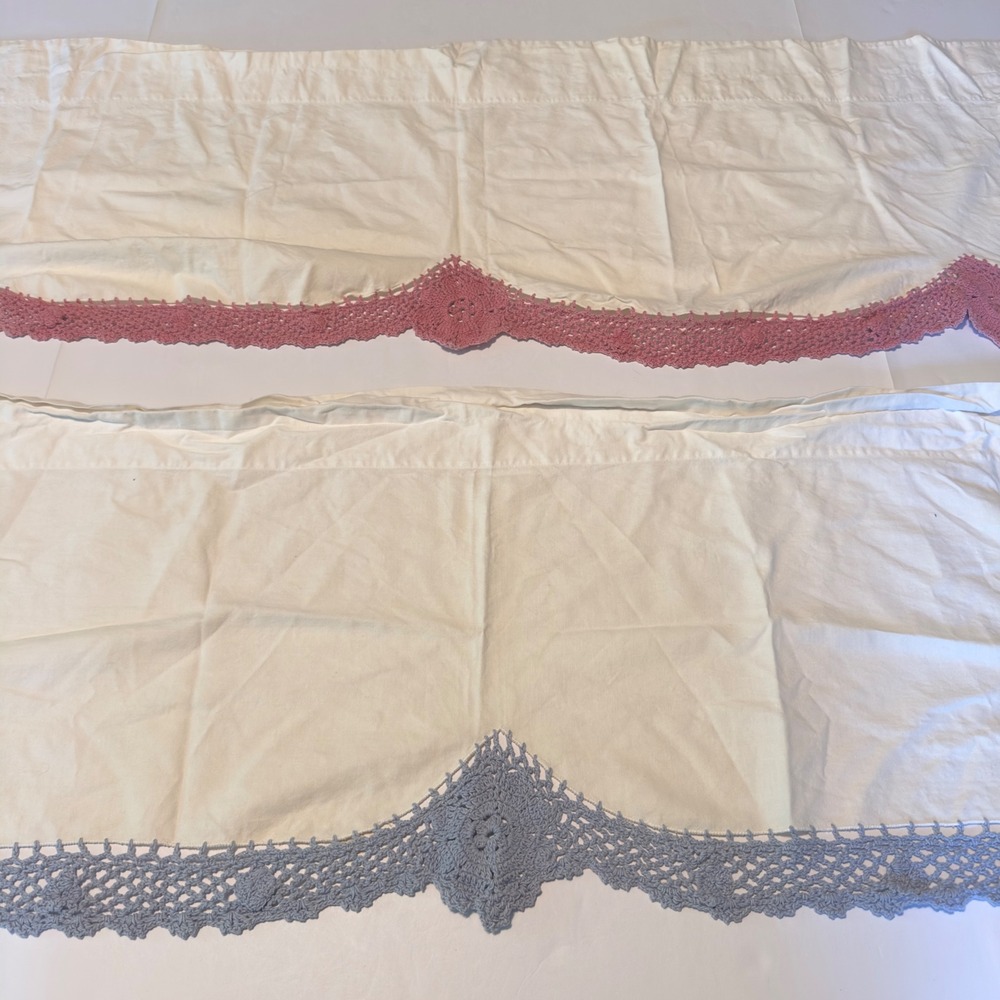 Vintage Crochet Lace Trim Window Valances Cream Rose Blue Cottagecore 55x15 Pair